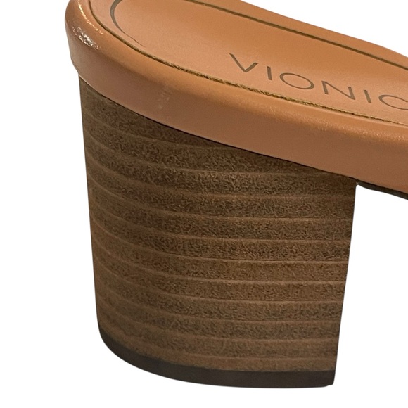 VIONIC FLEUR WOMANS TAN KNIT SLIDES SZ 8.5 EUC - Picture 14 of 15